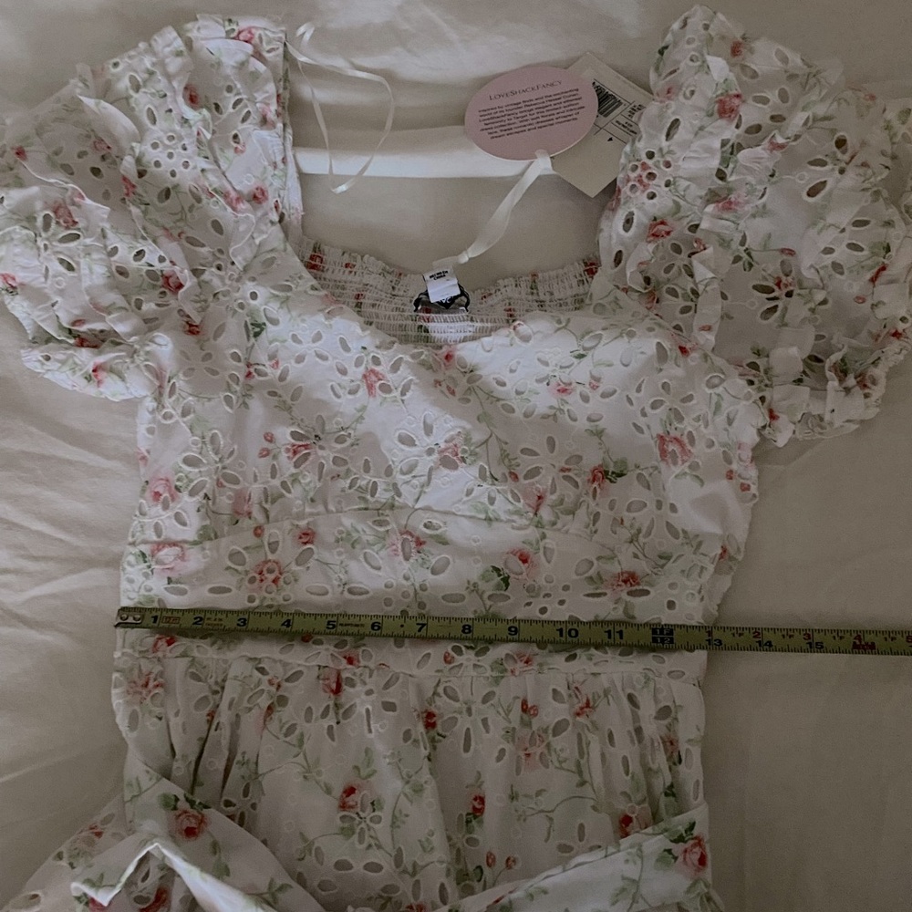BNWT Loveshackfancy for target size 4 - Picture 5 of 6